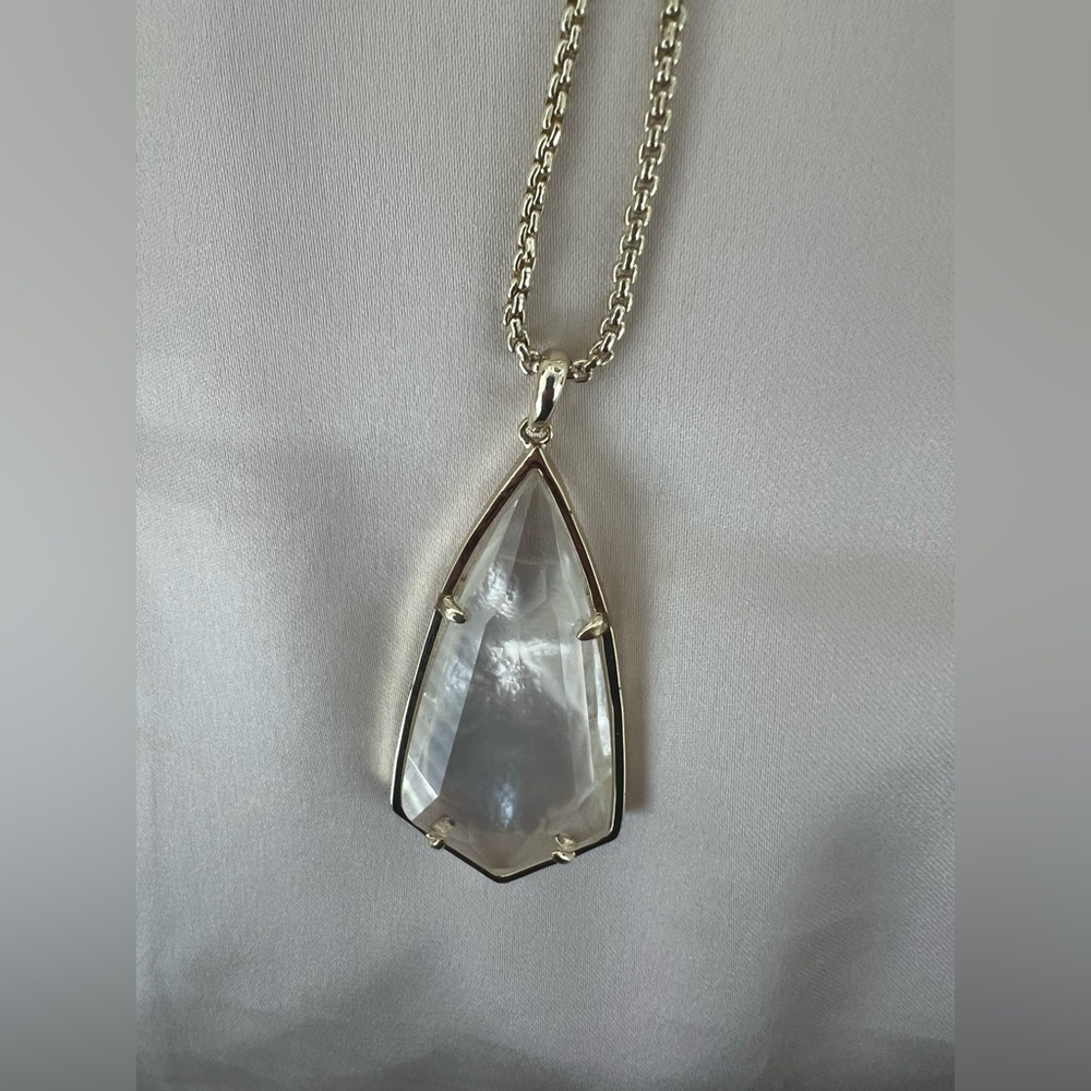 Kendra Scott Gold-Tone Clear Crystal Lilith Pendant Necklace Set - Picture 8 of 12